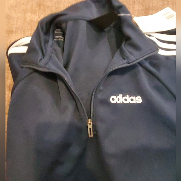 Adidas jacket - Picture 3 of 4